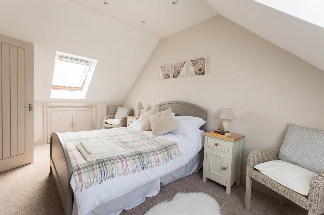 The Loft Apartment Calne Exterior photo